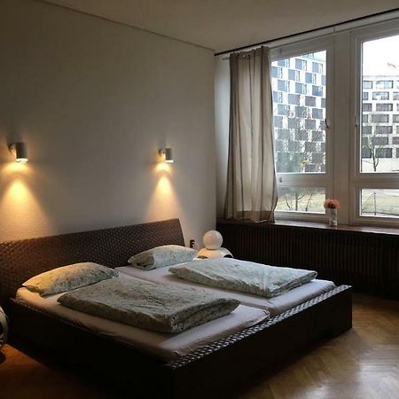 Stylish Apartment In The Heart Of Amburgo Esterno foto