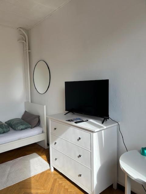 Stylish Apartment In The Heart Of Amburgo Esterno foto